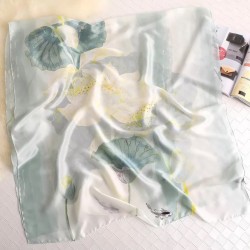 LOTUS SCARF 1